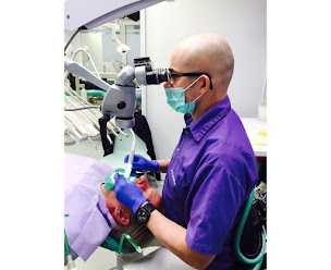 Photo n°2 de Dr COMIRAN Thierry - dentiste Poitiers, Buxerolles à Buxerolles (Dentiste)