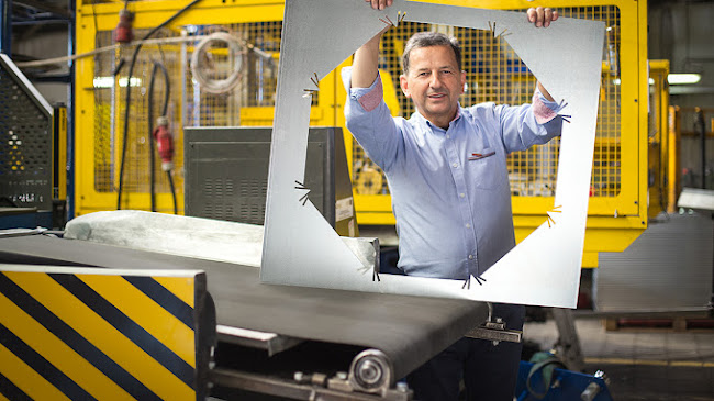 WIMED – producent znaków drogowych - Projektant stron WWW