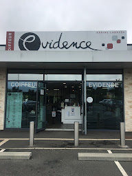 Photo n°2 de Evidence Coiffure à Vouillé (Salon de coiffure)