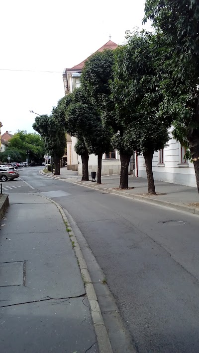 Photos of Saint Bern&aacute;t Church - Roman Catholic Church
