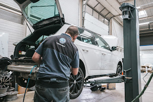 Photo n°4 de Service - Volkswagen à Ollioules (Mécanicien)