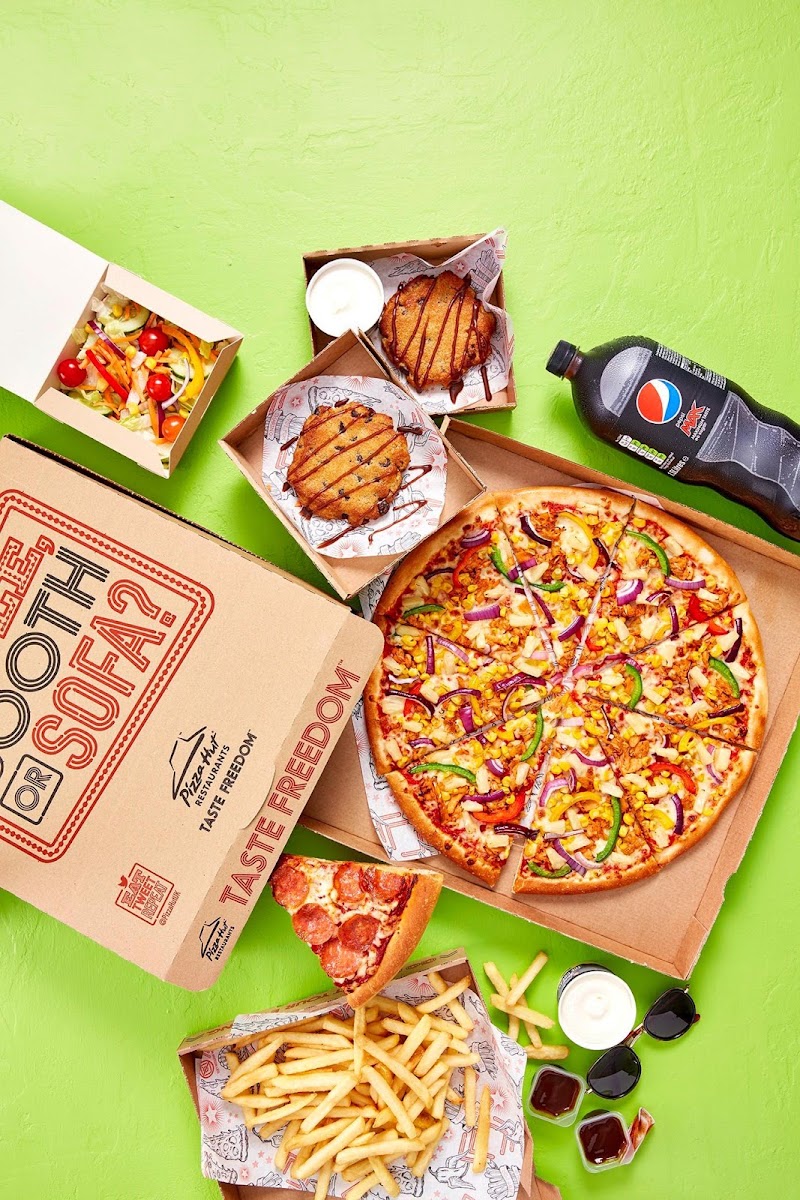 Pizza Hut — photo 3