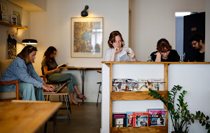 Photo n°17 de COMETS · Café & disques à Paris (Magasin de disques)