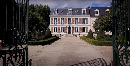 Photo de EHPAD Le Château de Montjay à Fontaine-le-Port (77590)