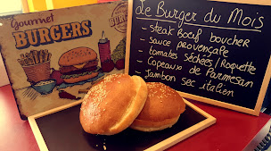 Photo n°2 de Foodtruck La Pause Vintage à Preux-au-Bois (Friterie)