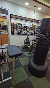 CLASSIC FITNESS GYM AND HEALTH CENTRE - UNISEX [AC] GYM – By owner in Arakkonam, Tamil Nadu