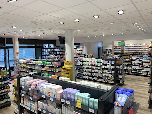 Photo n°3 de GRANDE PHARMACIE D'AULNAY à Aulnay-sous-Bois (Pharmacie)