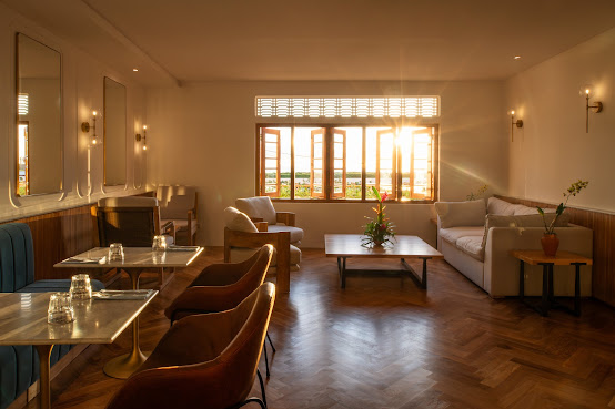 The Charleston by null