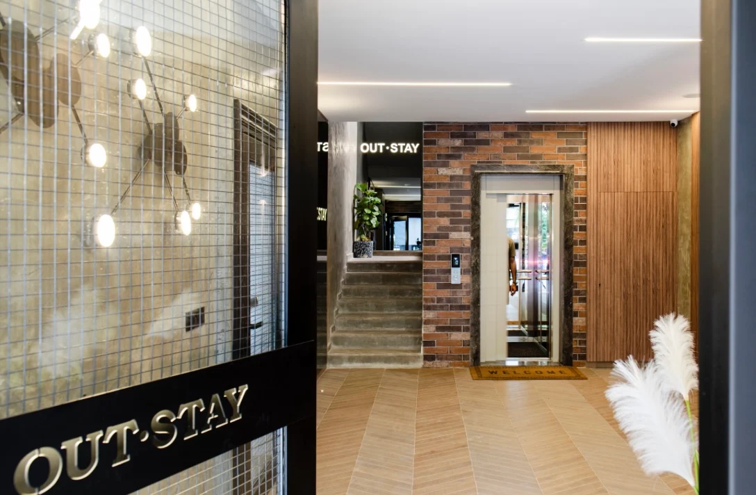 OUTSTAY GUESTHOUSE