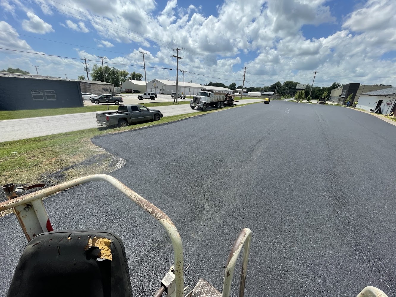 M & R Asphalt photo 2