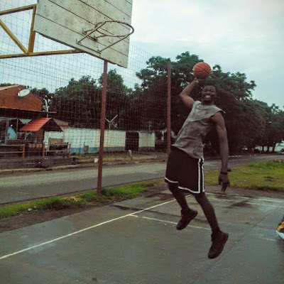 Photos of Terrain de basket-ball Square Georges Arthur Forrest