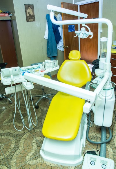 Photos of Cl&iacute;nica Dental Leufu