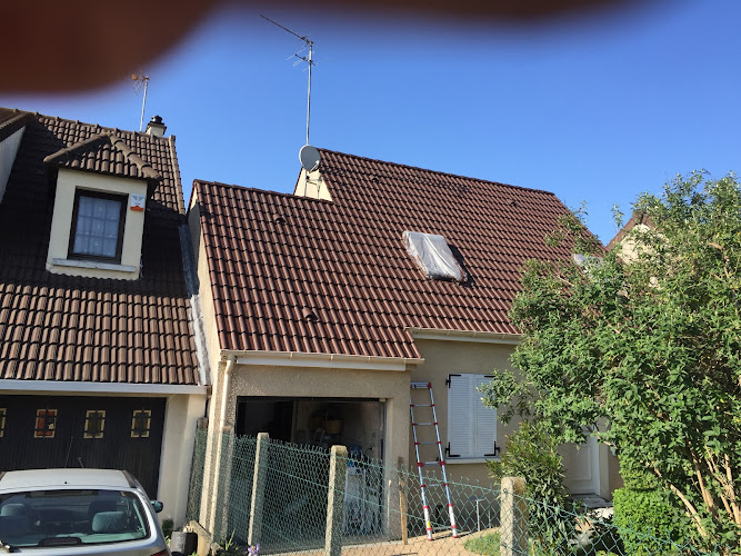 Couvreur N.R Couverture — Quincy-Voisins