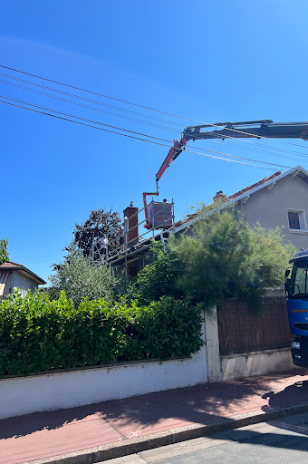 Entreprise de toiture R.Dedinger couvreur, zingueur, entretien et rénovation de toiture, démoussage et traitement Rhone - Thumbnail