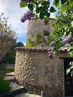 Le Moulin de la Bastide : Gîtes de caractère avec piscine dans le Sud Luberon. à La Bastide-des-Jourdans