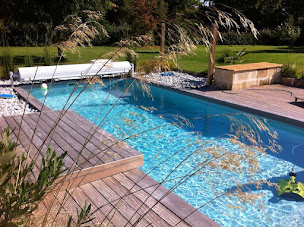 Photo n°4 de Piscines Aquinox Rhône à Écully (Service de réparation de piscines)