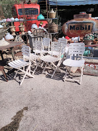 Photo n°16 de Le bazar à Massillargues-Attuech (Magasin d'antiquités)