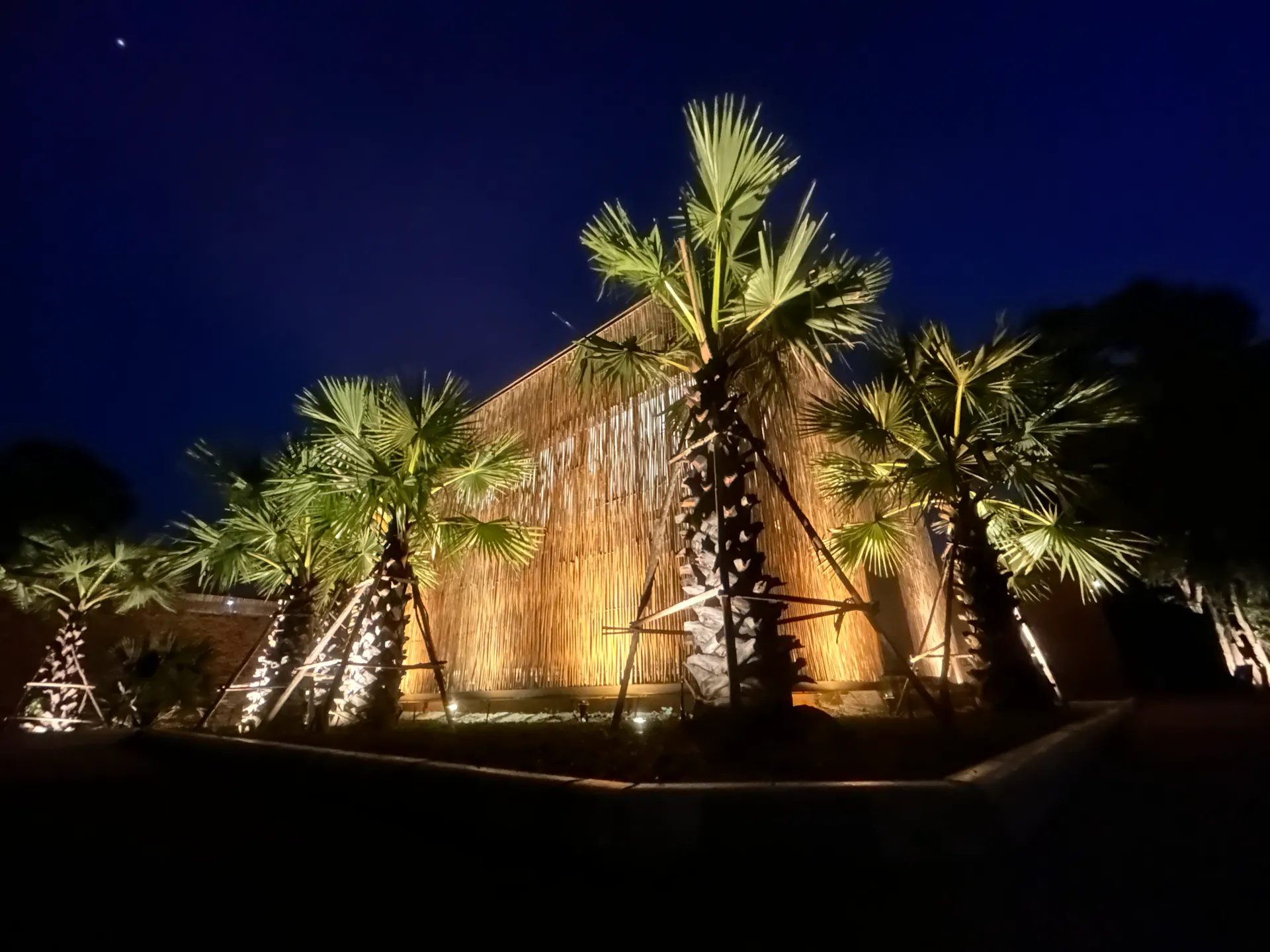 Historykan Kanchanaburi Hotel