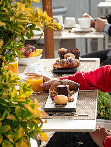 The Independent Hotel by null