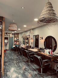 Photo n°49 de El X Ir à Saint-Jean-de-Maurienne (Magasin de produits de beauté)