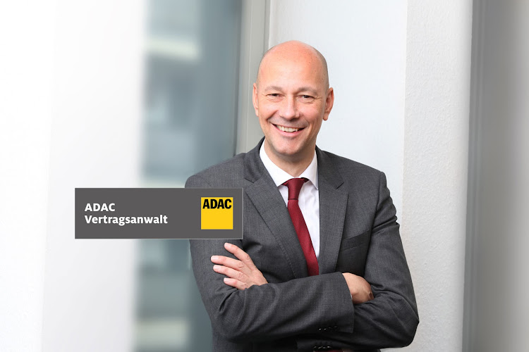 TOP ADAC Anwalt Oliver Doelfs ᐅ Rechtsanwalt und Fachanwalt für Verkehrsrecht