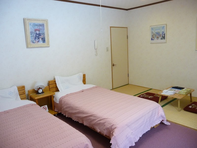 ペンションかおる