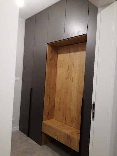 Opinii despre Pomagier - mobilny serwis mebli în Wrocław - Stolarz