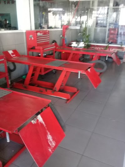 Photos of Yamaha Ramarayo Motor Cirebon