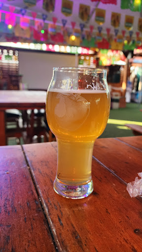 Brewski's Bar & Grill - Thumbnail