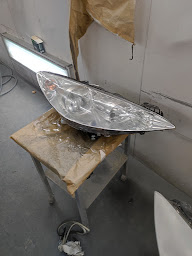 Photo n°9 de Carrosserie DELMAS - Aux amis de Gaby à Bordères-sur-l'Échez (Atelier de carrosserie automobile)