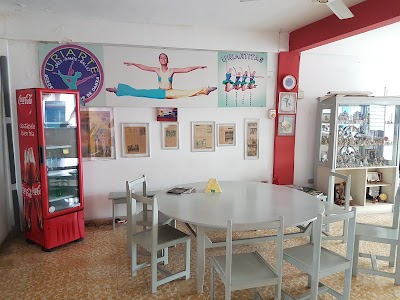 Photos of Academia Uriarte
