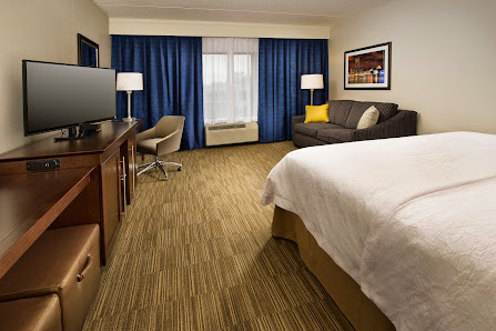 Hampton Inn & Suites Baltimore/Woodlawn - Windsor Mill, Maryland