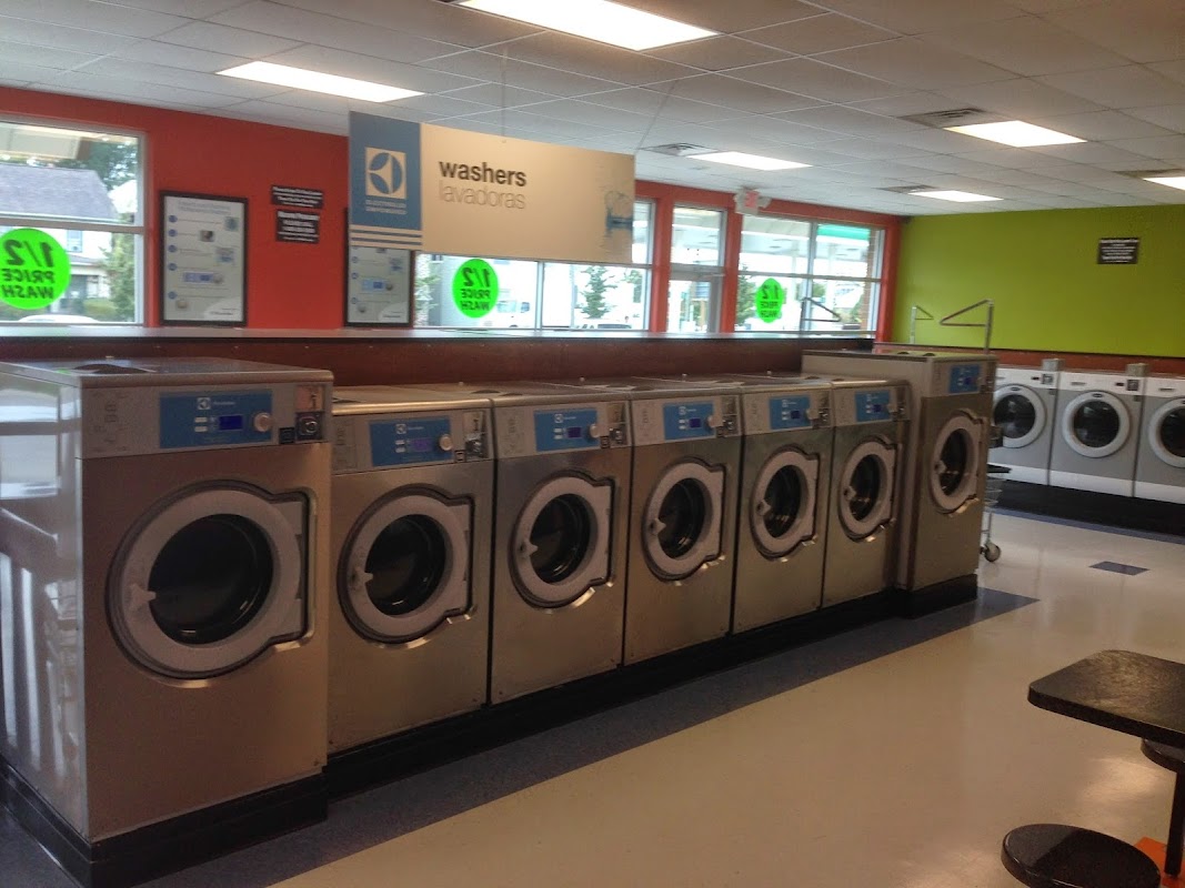 Clean laundry equipment at Fort Wayne Electrolux Express Coin Laundry in Fort Wayne, IN
