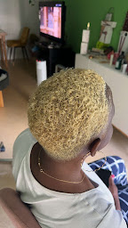 Photo n°46 de Main D'ange & M coiffure Mixte à domicile à Grenoble (Salon de coiffure)