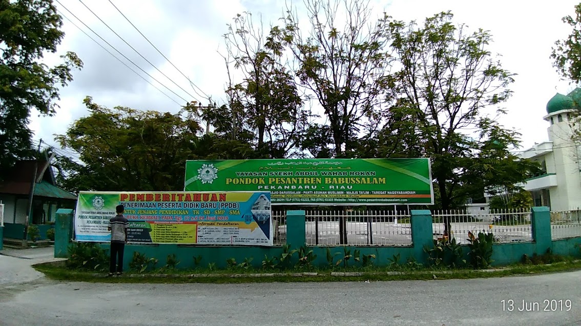 SMA  Babussalam