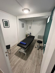 Photo n°9 de Cabinet Paramédical Aristide Briand : Kinésithérapie | Ostéopathie | Montreuil à Montreuil (Ostéopathe)