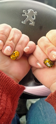 Centro de estética y formación Dexyda Nails - Thumbnail