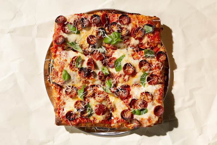 The Little Grand by null