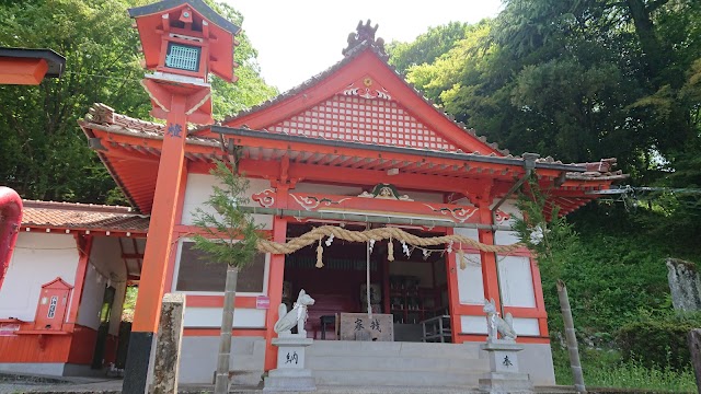 Ukiha Inari Shrine