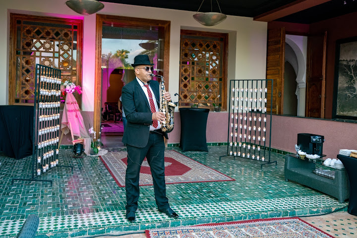 Nomadz Palace by null