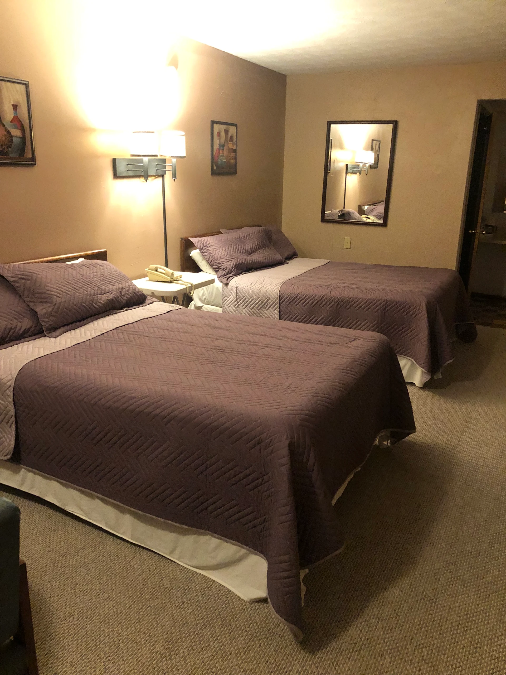Chapmanville inn
