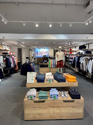 Photo n°9 de MISE AU GREEN à Geispolsheim (Magasin de vêtements pour femmes)