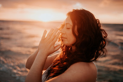 Healing with Simrit | Reiki, Kundalini, Past Life Regression, NLP, Time Line Therapy | For Goals & Trauma Healing