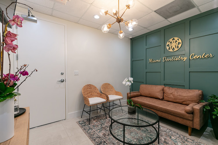 Miami Dentistry Center - Georgina Merlo-Quiñones DMD