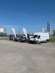 Photo n°27 de Toyota - Vallée - Barberey-Saint-Sulpice à Barberey-Saint-Sulpice (Vendeur de voitures d'occasion)