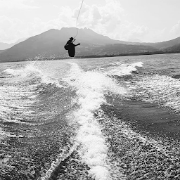 Photo n°5 de Back To Bones à Veyrier-du-Lac (Club de ski nautique)