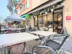 Photo n°23 de Hôtel le Provence à Vallauris (Restaurant)