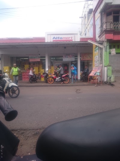Photos of Alfamart Cibatu