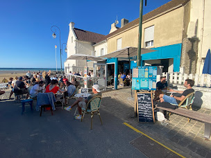 Photo n°4 de Les Bains d'Eté à Arromanches-les-Bains (Salon de thé)