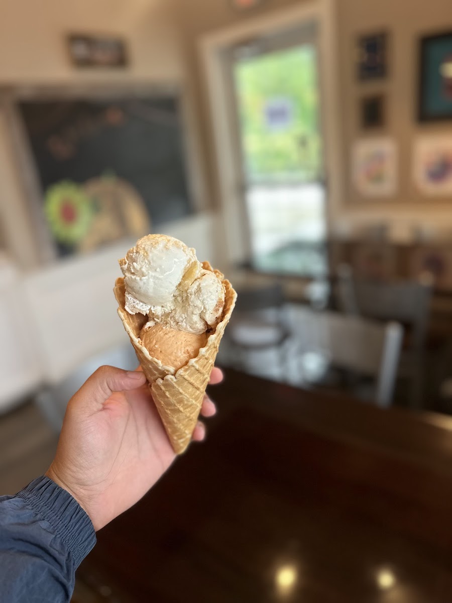Frisbie's Dairy Barn — photo 3